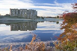 Images Dated 25th October 2010: Carew Castle, Pembrokeshire, Wales, United Kingdom, Europe