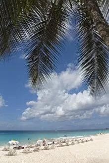 Images Dated 3rd December 2006: Carlisle Bay Beach, Bridgetown, Barbados, West Indies, Caribbean, Central America