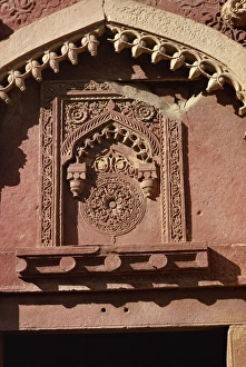 Moghul Prints: Detail of carving