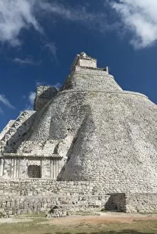 Images Dated 14th September 2006: Casa del Advino (Magicians House), Uxmal, UNESCO World Heritage Site