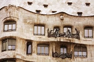 Images Dated 24th September 2010: Casa Mila (La Pedrera) by Gaudi, UNESCO World Heritage Site, Barcelona