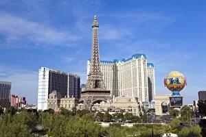 Images Dated 17th April 2011: Casinos on The Strip, Las Vegas, Nevada, United States of America, North America