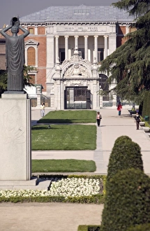 Images Dated 19th April 2007: Cason del Buen Retiro, Museo del Prado, Retiro Park, Madrid, Spain, Europe