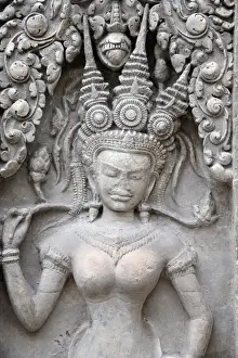 Exhibits Prints: Cast of apsara from Angkor Wat western entrances central towers gate, Musee Guimet