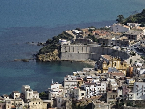 Trapani Province Prints: Castallammare del Golfo, Trapani Province, Sicily, Italy, Mediterranean, Europe