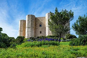 Puglia Prints: Castel del Monte, UNESCO World Heritage Site, Apulia, Italy, Europe