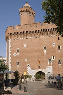 Castellet, Perpignan, Languedoc-Roussillon, France, Europe