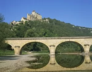 Images Dated 17th November 2008: Castelnaud Castle and River Dordogne, Dordogne, Aquitaine, France, Europe