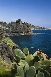 Images Dated 5th March 2008: The castle and coastline, Aci Castello, Sicily, Italy, Mediterranean, Europe