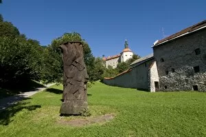 Images Dated 19th August 2008: Castle and sculpture in village of Sofja Loka, Slovenia, Europe