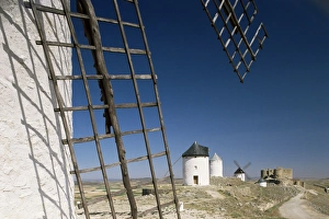 Castilla La Mancha Prints: Castle and windmills