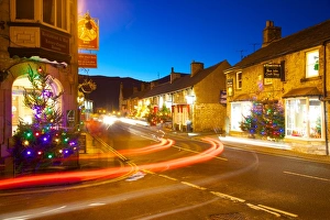 Castleton at Christmas, Peak District National Park, Derbyshire, England, United Kingdom, Europe