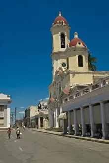Images Dated 8th April 2007: Catedral de la Purisima Concepcion, Cienfuegos, UNESCO World Heritage Site