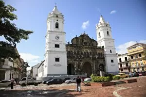 Images Dated 4th December 2008: Catedral de Nuestra Senora de la Asuncion, Casco Antiguo (Casco Viejo)
