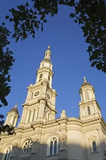 Images Dated 27th September 2009: Cathedral of the Blessed Sacrament in downtown Sacramento, California, United States of America