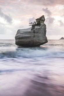 Cathedral Cove at sunrise, Coromandel Peninsula, North Island, New Zealand, Pacific