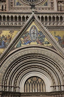 Images Dated 28th June 2008: Detail of the Cathedral (Duomo), Orvieto, Umbria, Italy, Europe