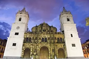 Images Dated 24th December 2010: Cathedral, historical old town, UNESCO World Heritage Site, Panama City