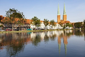 Cathedral reflected in the River Trave, Stadttrave, Lubeck, Schleswig Holstein, Germany, Europe