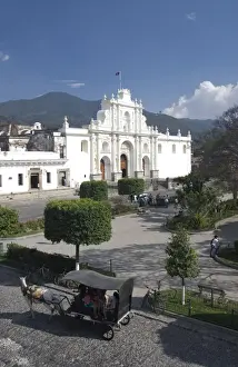Carriage Prints: The Cathedral of San Jose, Antigua, UNESCO World Heritage Site, Guatemala