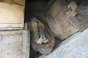 Cave mummies with unique mummification process including