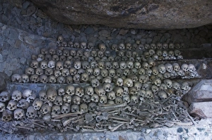 Burial Prints: Cave of skulls and bones