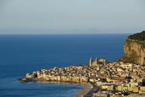Images Dated 3rd April 2010: Cefalu, Palermo district, Sicily, Italy, Mediterranean, Europe