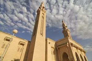 The central mosque of Nouakchott sponsored by Saudi Arabia, Nouakchott