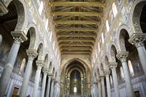 Images Dated 12th June 2007: Central nave of the Cathedral, Monreale, Sicily, Italy, Europe