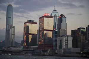 Images Dated 7th February 2007: Central skyline, Hong Kong Island at sunset, Hong Kong, China, Asia