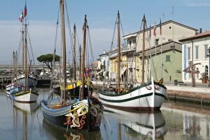Images Dated 3rd July 2006: Cesenatico, harbour, Adriatic coast, Emilia-Romagna, Italy, Europe