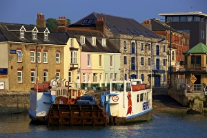 Chain Ferry, Cowes, Isle of Wight, England, United Kingdom, Europe