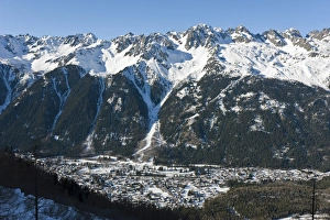 Images Dated 9th January 2009: Chamonix-Mont-Blanc, Chamonix, Haute Savoie, French Alps, France, Europe