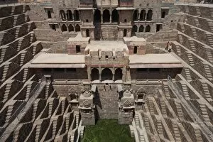 Images Dated 7th April 2009: Chand Baori Step well at Abhaneri, Rajasthan, India, Asia