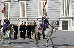 Uniform Prints: Changing of the guard at Palacio Real (Royal Palace)