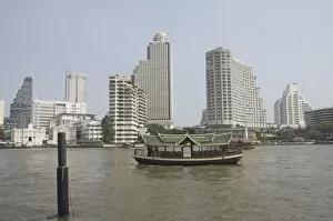 Images Dated 31st December 2007: The Chao Phraya River, Bangkok, Thailand, Southeast Asia, Asia