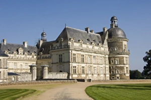Chateaux Prints: Chateau du Serrant, Maine-et-Loire, Pays de la Loire, France, Europe