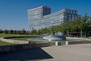 Images Dated 24th June 2009: Chavasso Park, development near Liverpool One shopping centre, Liverpool