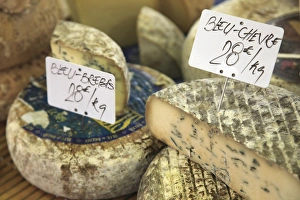 Sliced Prints: Cheese on market stall, Cours Massena