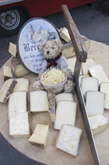Images Dated 16th February 2008: Cheese shop, Salzburg, Austria, Europe