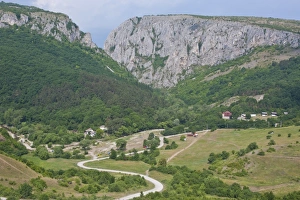 Images Dated 23rd June 2008: Cheile Turzii (Turda Gorge), Romania, Europe