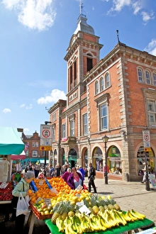 Buying Prints: Chesterfield, Derbyshire, England, United Kingdom, Europe
