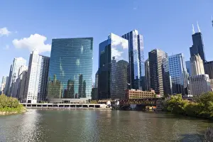 Sky Scrapers Prints: Chicago River and towers including the glass fronted 333 West Wacker Drive which follows the curve of the river