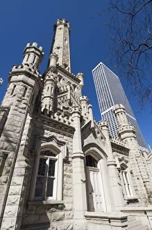 Images Dated 14th April 2008: Chicago Water Tower