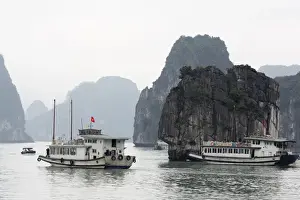 Junk Prints: Chinese junk in Halong Bay, UNESCO World Heritage Site