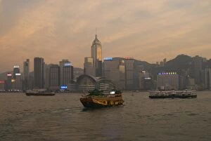 Images Dated 5th November 2007: A Chinese style tourist boat sails in Victoria Harbour, Hong Kong, China, Asia