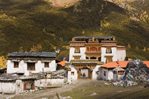 Chonggu lamasery, Yading Nature Reserve, Sichuan Province, China, Asia