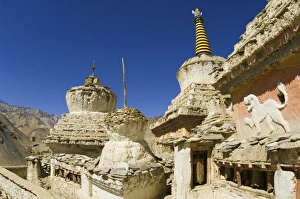 Chortens, Lamayuru gompa (monastery)