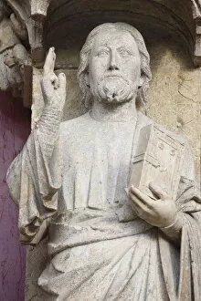 Images Dated 5th September 2009: Christ sculpture known as Beau Dieu d Amiens, Amiens Cathedral