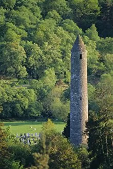 Republic Of Ireland Gallery: Christian ruins from 10th to 12th centuries
